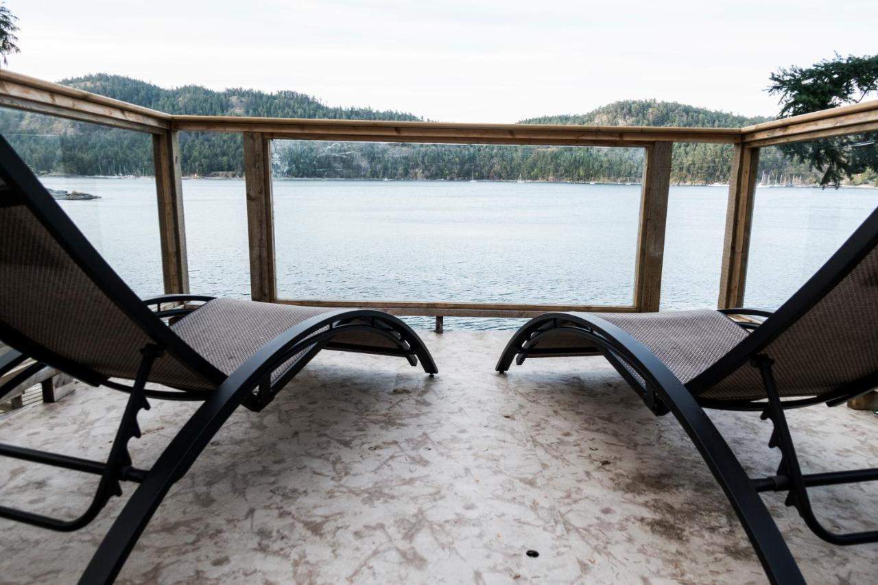 Shangrila Waterfront Vacation Home Bedwell Harbour Extérieur photo