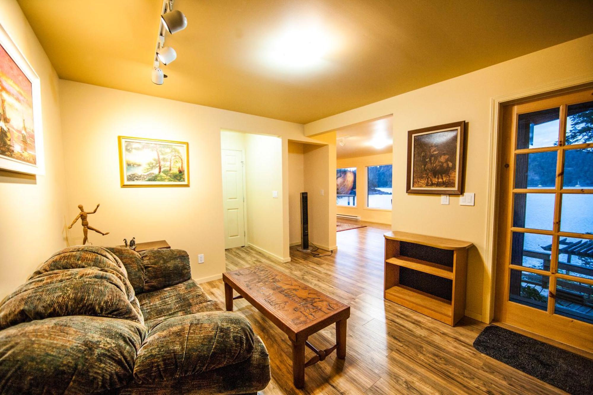 Shangrila Waterfront Vacation Home Bedwell Harbour Extérieur photo