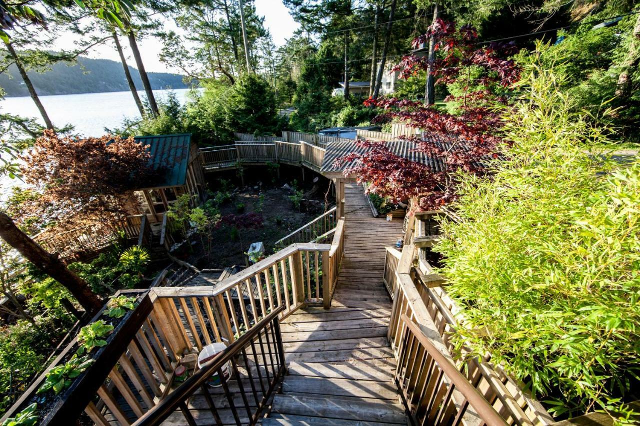 Shangrila Waterfront Vacation Home Bedwell Harbour Extérieur photo